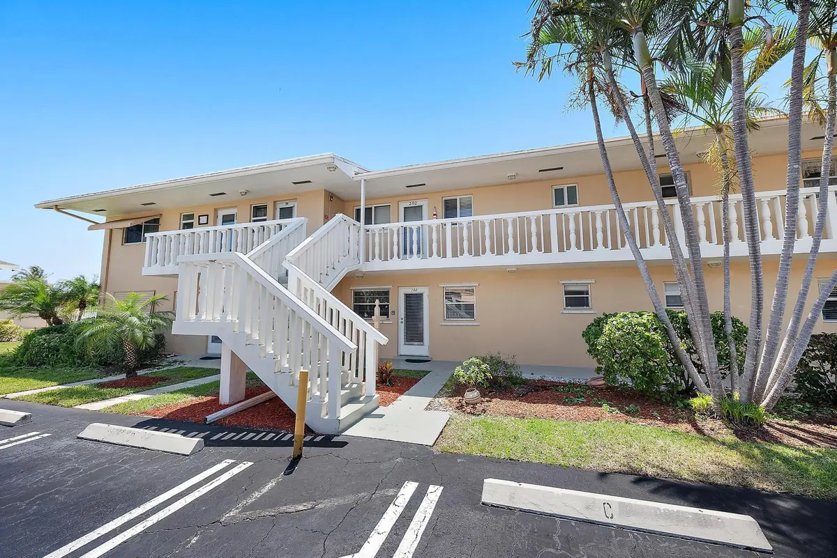 2164 NE 1st Way 14 102 at 2164 NE 1st Way 102, Boynton Beach