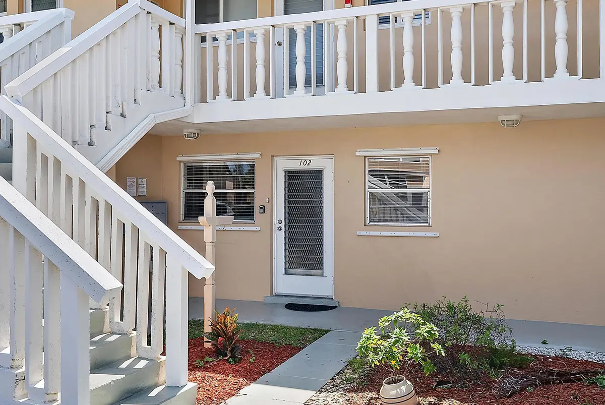 2164 NE 1st Way 14 102 at 2164 NE 1st Way 102, Boynton Beach