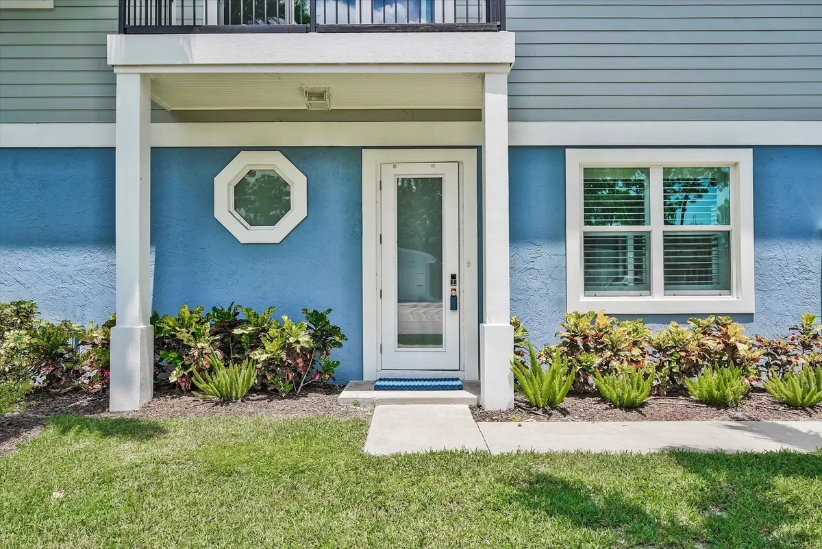 03-425 Hugh Street-3 at 425 Hugh Street, Jupiter