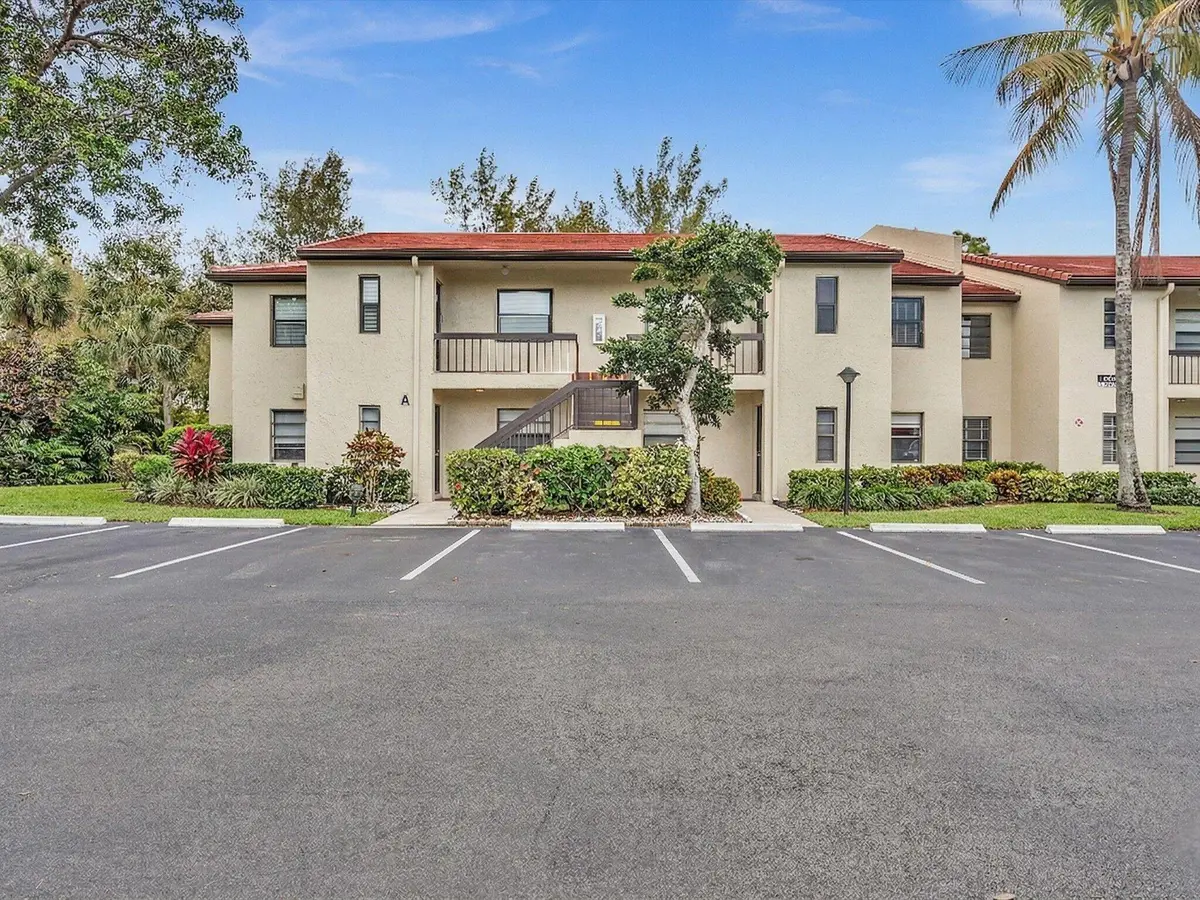01-FPP0475 at 8410 Casa Del Lago 20-a, Boca Raton