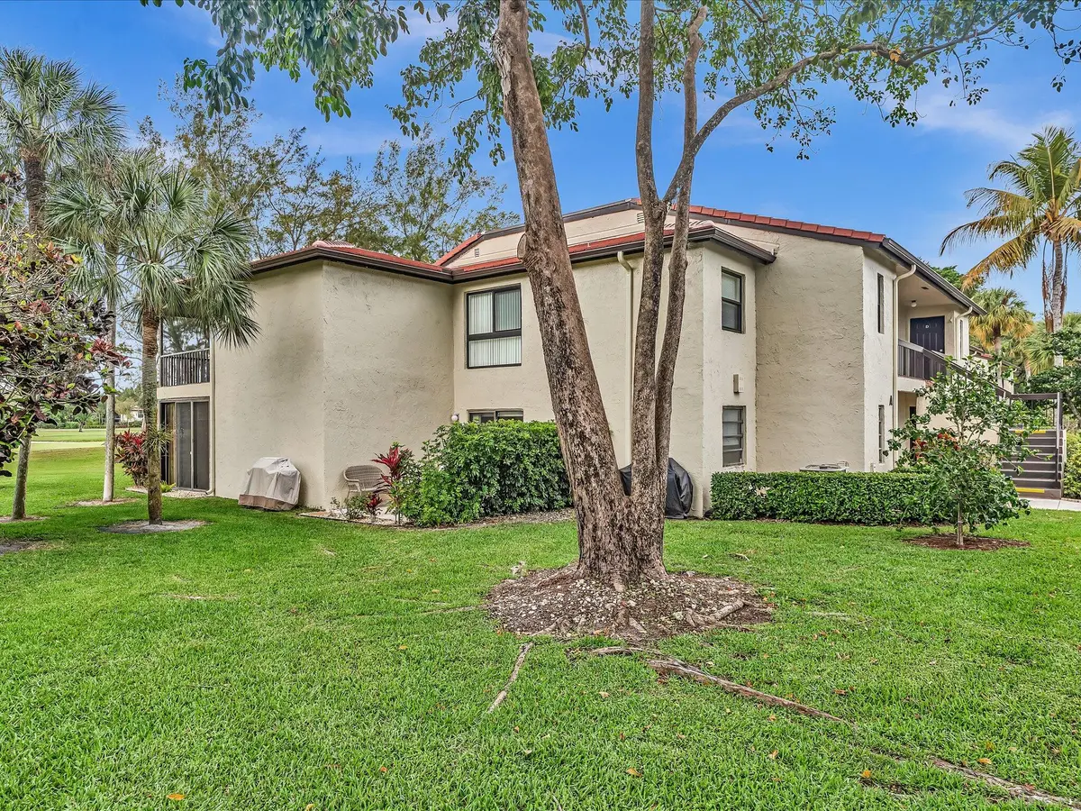 02-FPP0480 at 8410 Casa Del Lago 20-a, Boca Raton