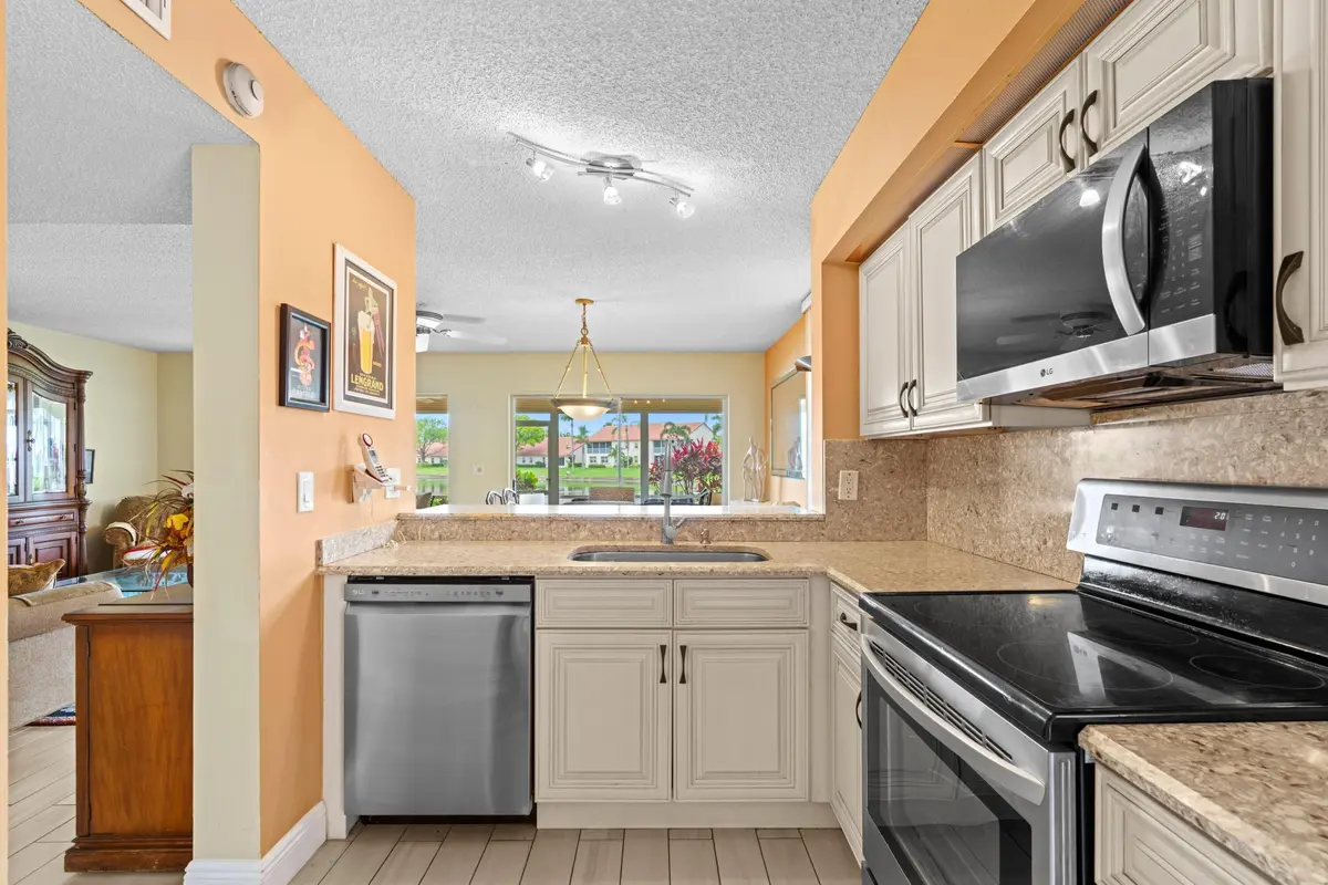 Kitchen at 14407 Via Royale 1, Delray Beach