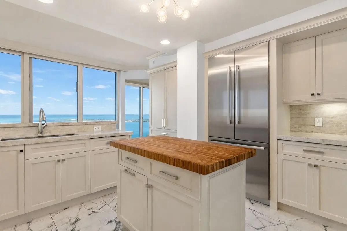 Kitchen - Windows Virtually Edited at 529 S Flagler Drive 12 Gh, West Palm Beach