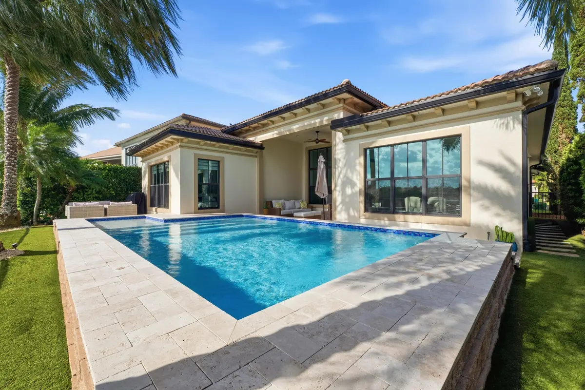 #5 Pool at 9170 Solstice Circle, Parkland