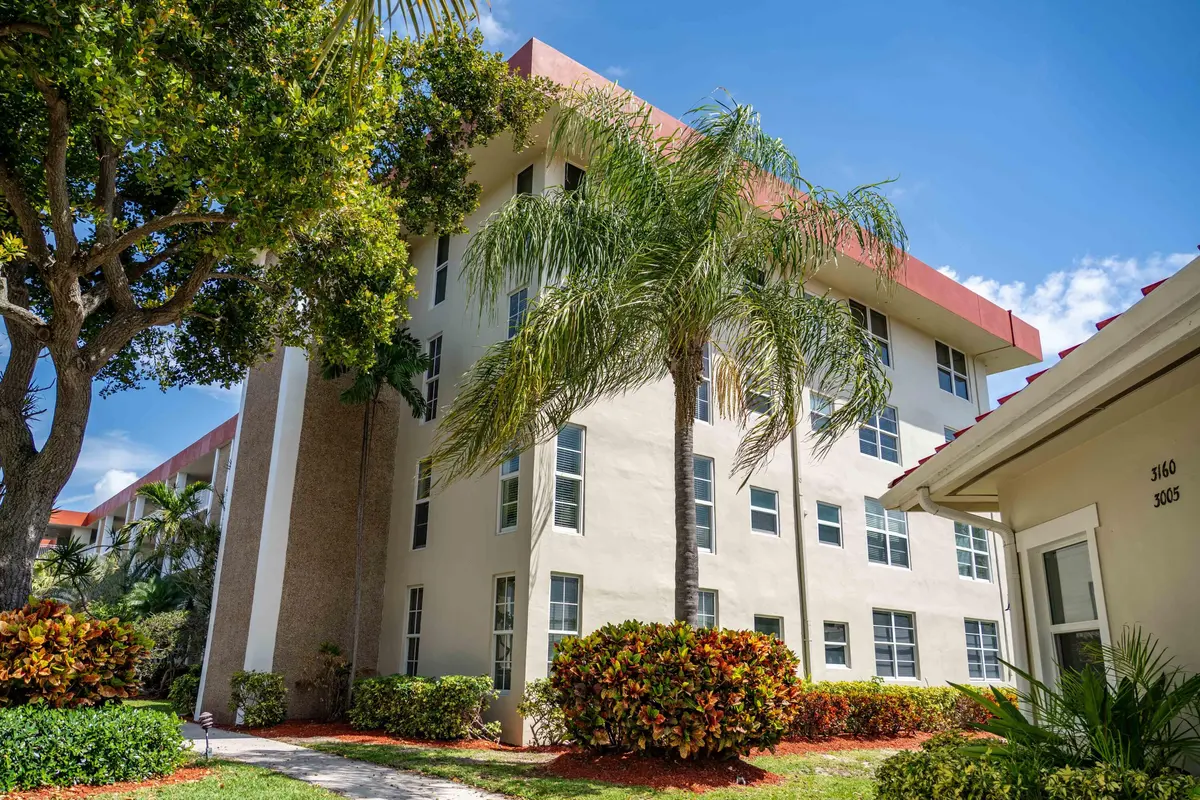 3180 NE 48CT unit 201-40 at 3180 NE 48th Court 201, Lighthouse Point