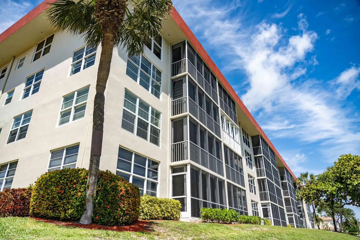 3180 NE 48CT unit 201-43 at 3180 NE 48th Court 201, Lighthouse Point