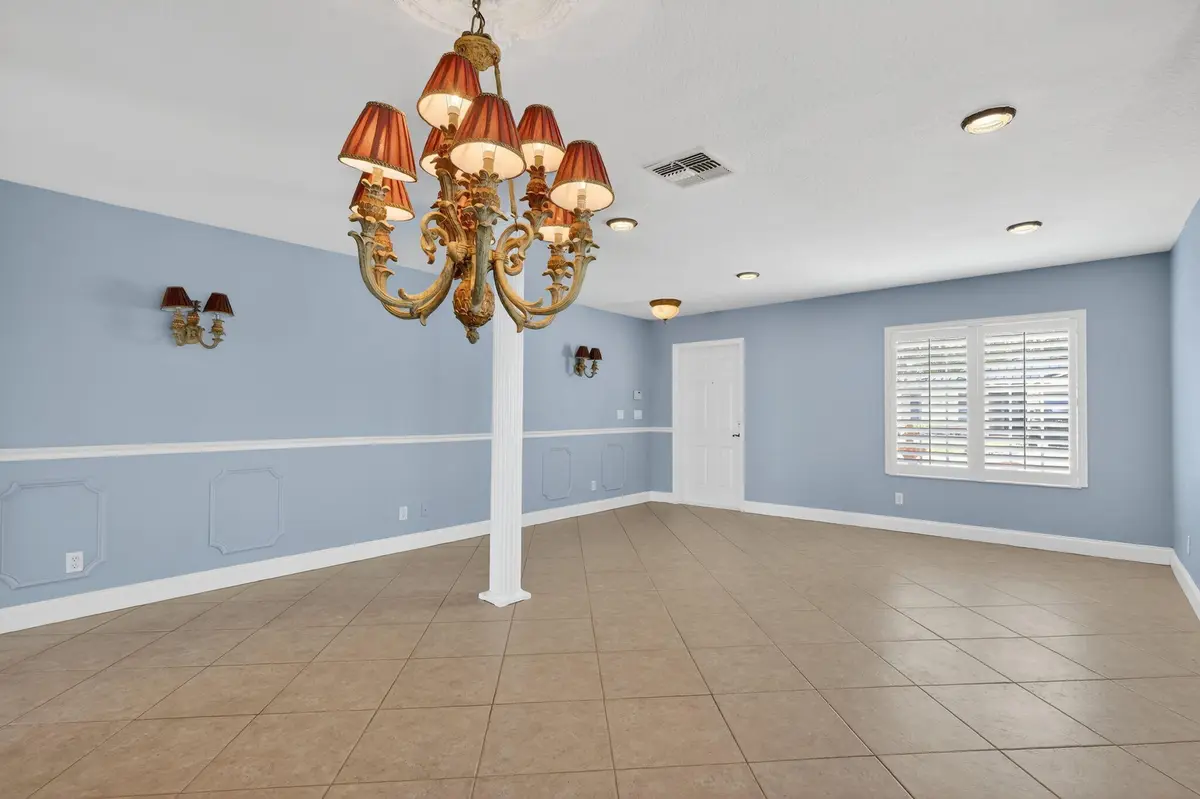 6-web-or-mls-5P1A2082 at 1991 SW Jamesport Drive, Port St. Lucie