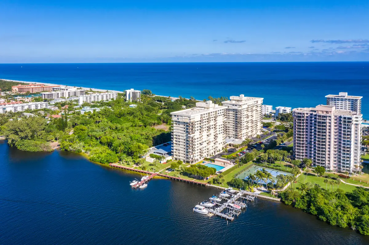 Surrounded by water at 2121 N Ocean Boulevard 302e, Boca Raton