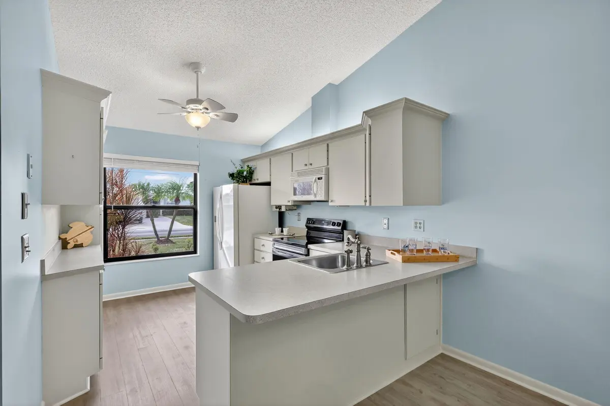 KITCHEN at 7643 SE Sugar Sand Circle, Hobe Sound