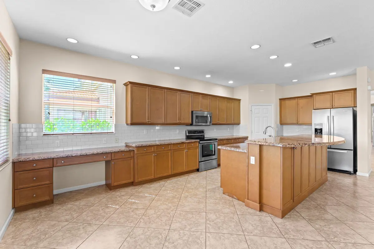 Kitchen at 9723 Phipps Lane, Wellington