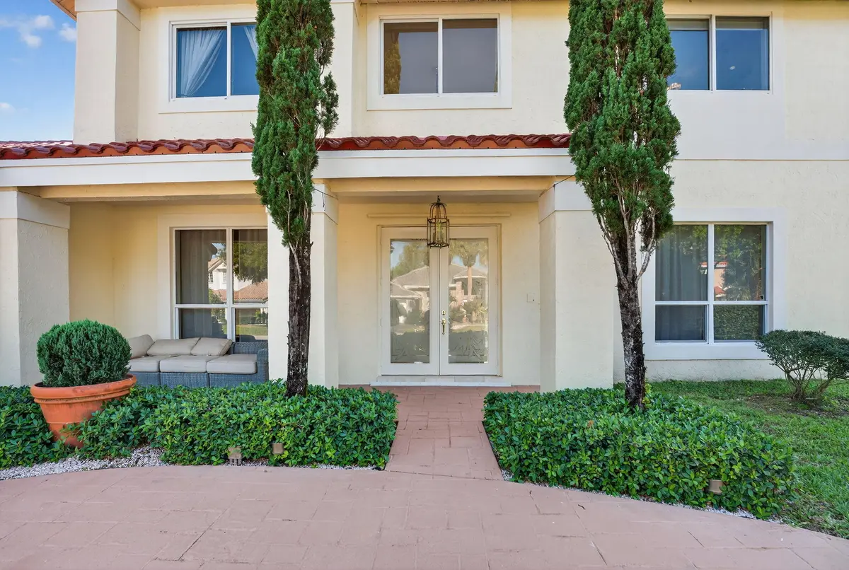 3-web-or-mls-DSC01808 at 7525 NW 75th Drive, Parkland