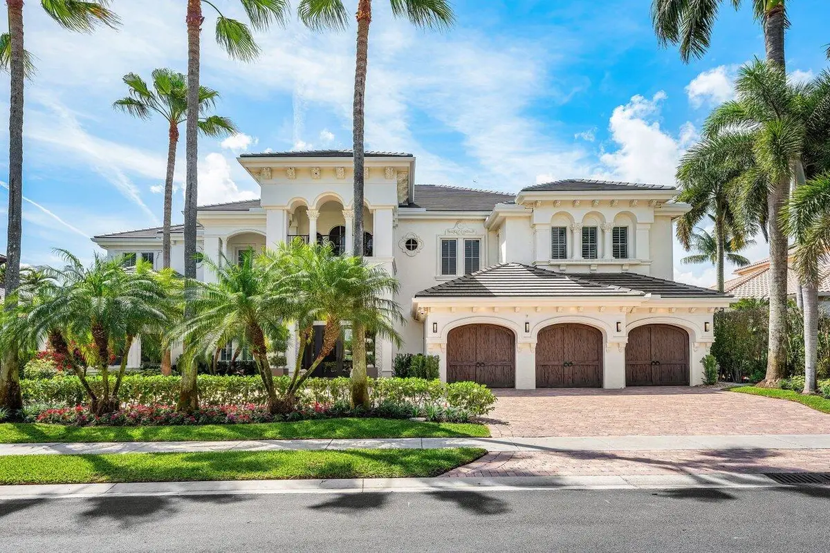 686 Hermitage at 686 Hermitage Circle, Palm Beach Gardens