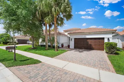 103 La Vida Court, Palm Beach Gardens – sold