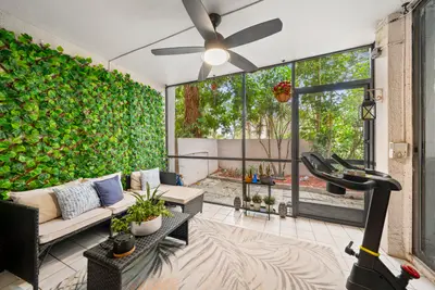8421 Forest Hills Drive 106, Coral Springs – sold