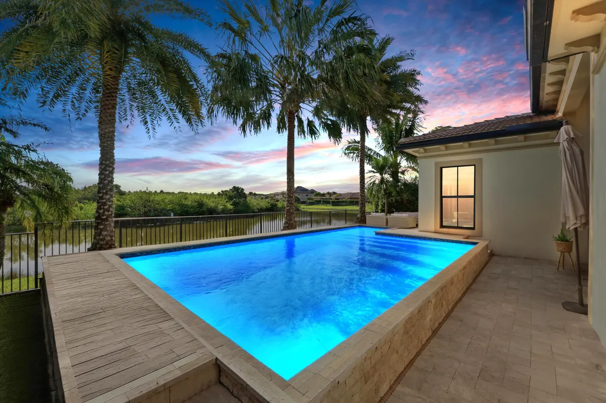 Twilight Pool at 9170 Solstice Circle, Parkland