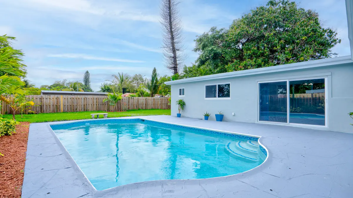 1760 nw 18 st ft Lauderdale 33311-22 at 1760 NW 18th Street, Fort Lauderdale