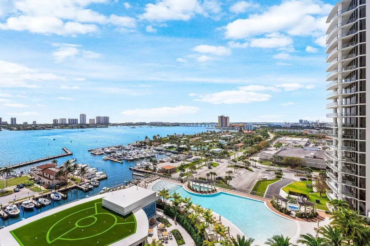 views at 220 Lake Shore Drive 1415, Lake Park