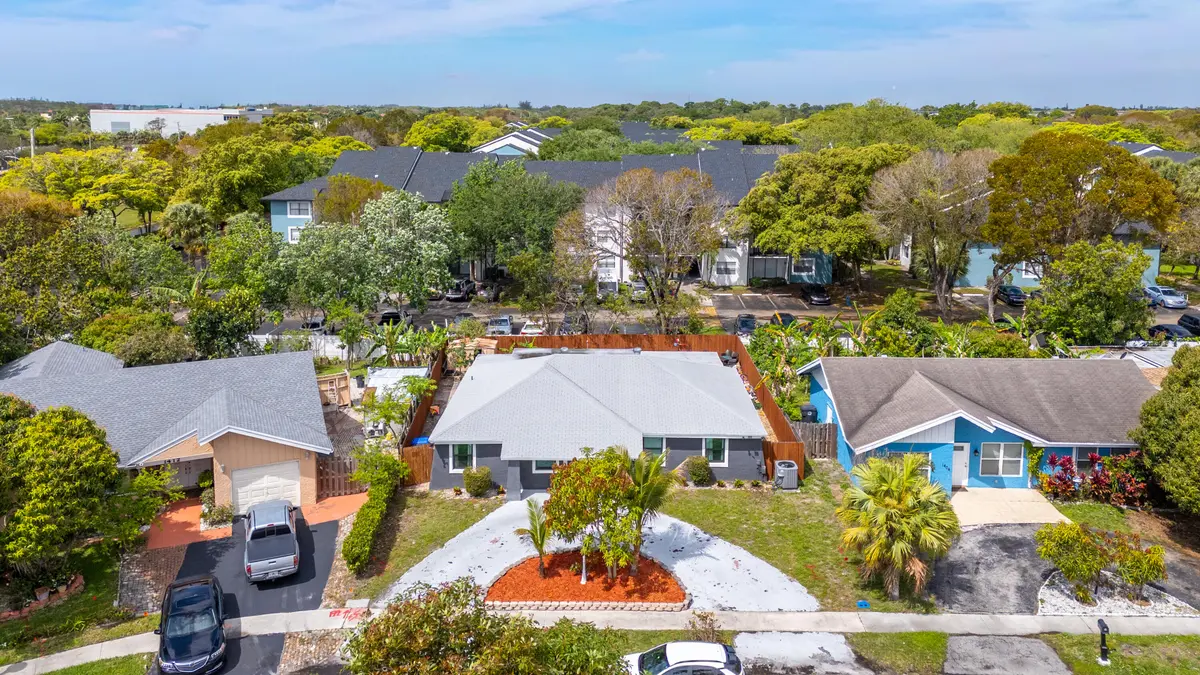 Front at 1408 SW 75th Avenue, North Lauderdale