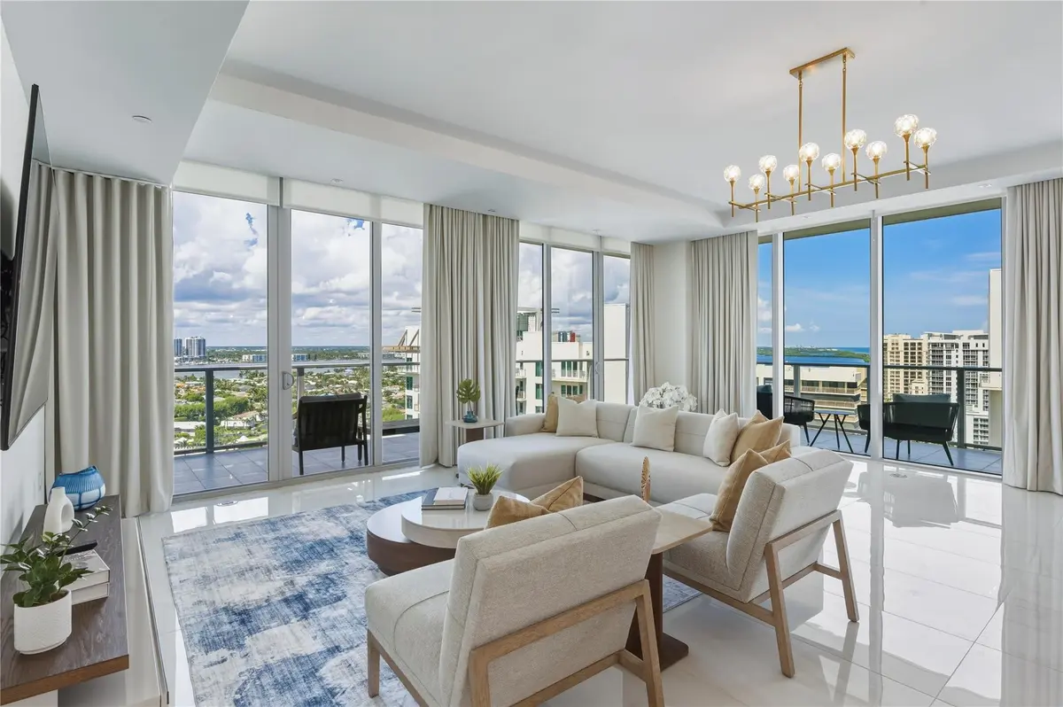 Photo 5 at 3100 N Ocean Drive Pph2, Riviera Beach