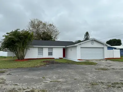 747 E Prima Vista Boulevard, Port St. Lucie – sold