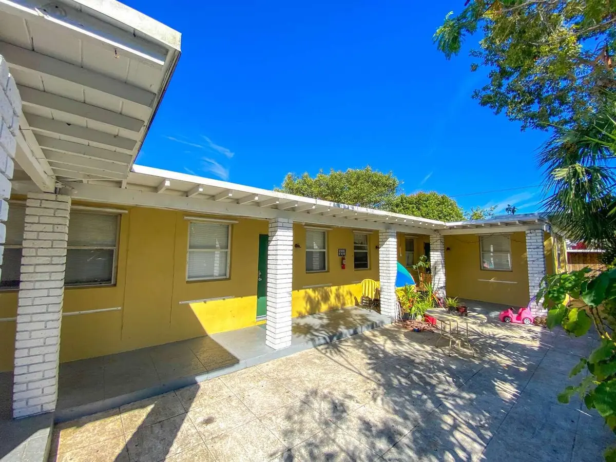 Cunningham.3 at 527 48th Street, West Palm Beach