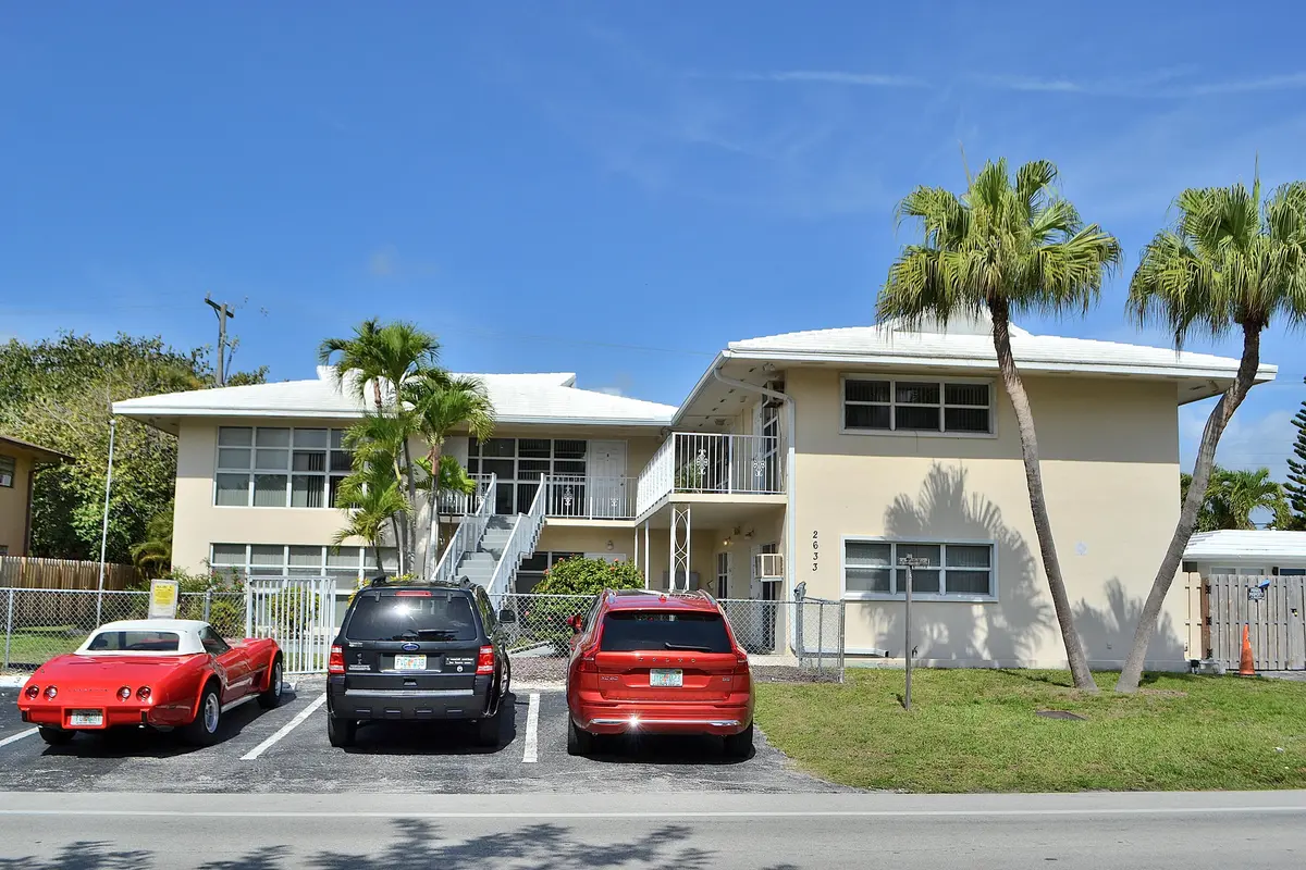 DSC_0024 at 2633 Middle River Drive 1-6, Fort Lauderdale