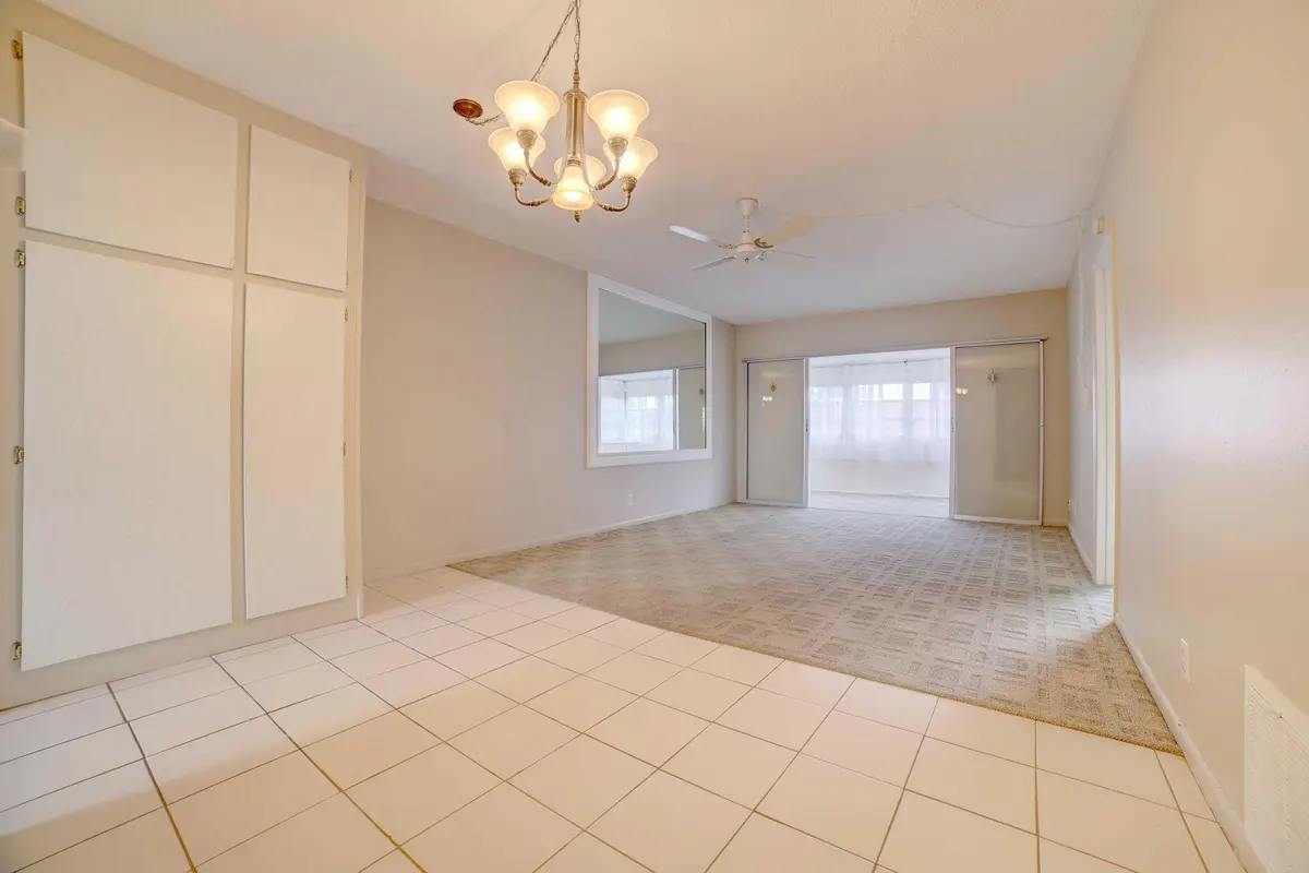 1117 Lake Terrace 210, Boynton Beach, FL – photo 2