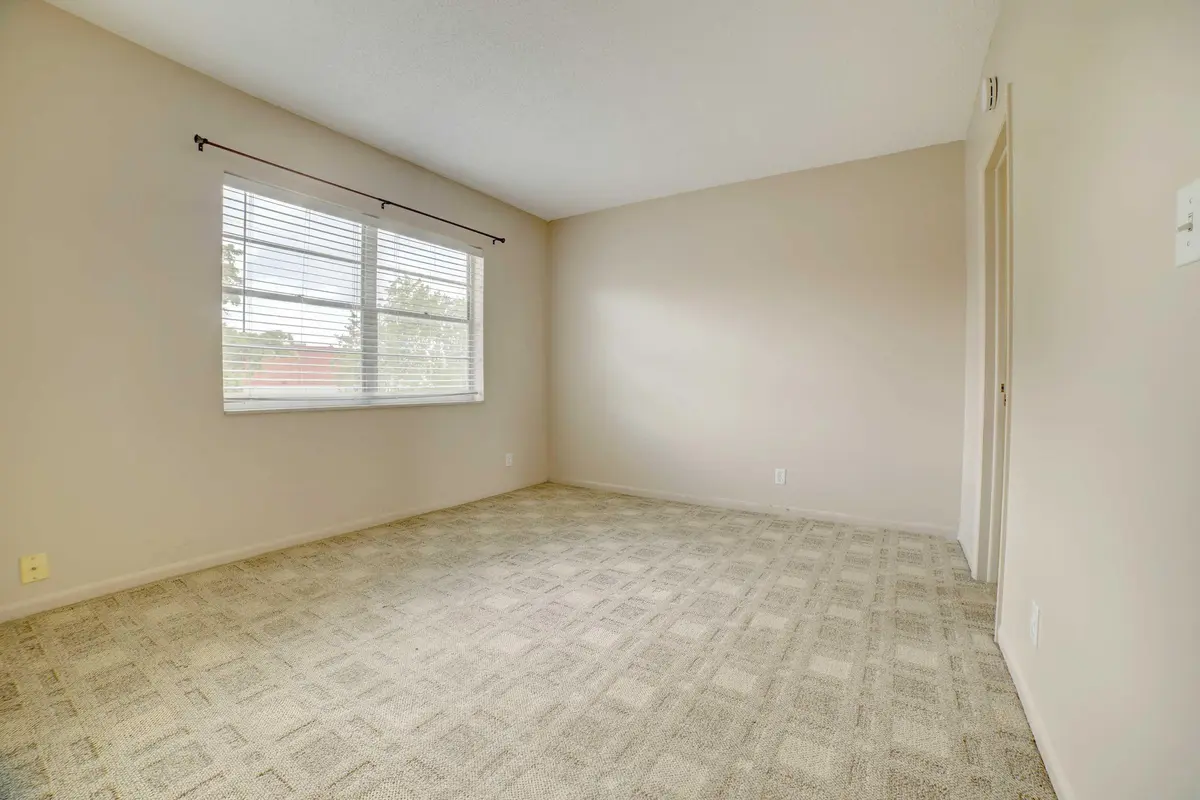 1117 Lake Terrace 210, Boynton Beach, FL – photo 7