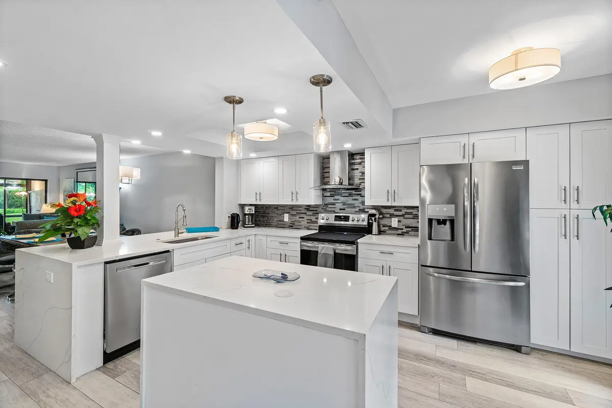 All New LED Lighting at 5121 Oakhill Lane 411, Delray Beach