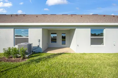 8626 Giovanni Avenue 8628, Fort Pierce – Villa for sale