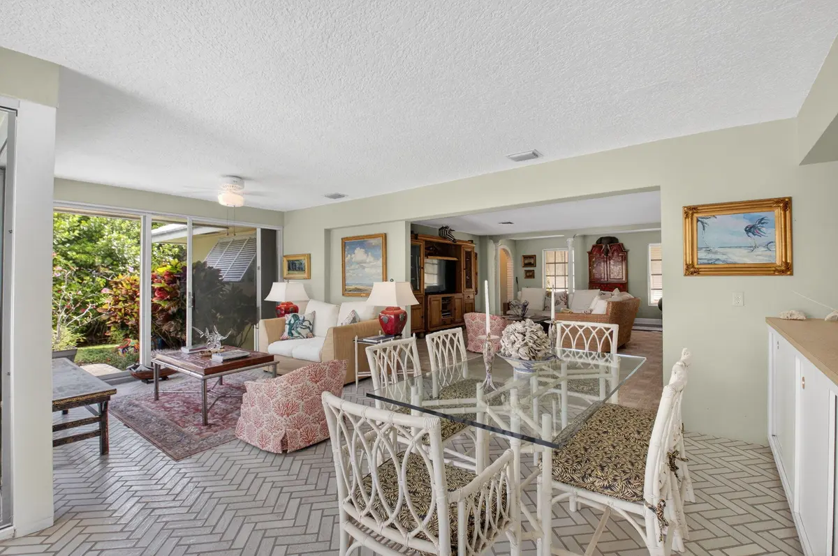 20-web-or-mls-DSC_7324 at 30 Spanish River Drive, Ocean Ridge