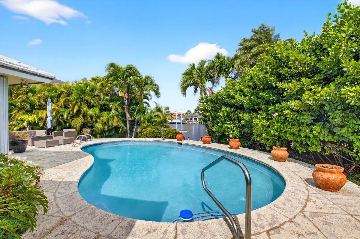 44-web-or-mls-DSC_7344 at 30 Spanish River Drive, Ocean Ridge