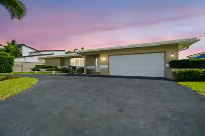 47 Fort Royal Island, Fort Lauderdale – sold