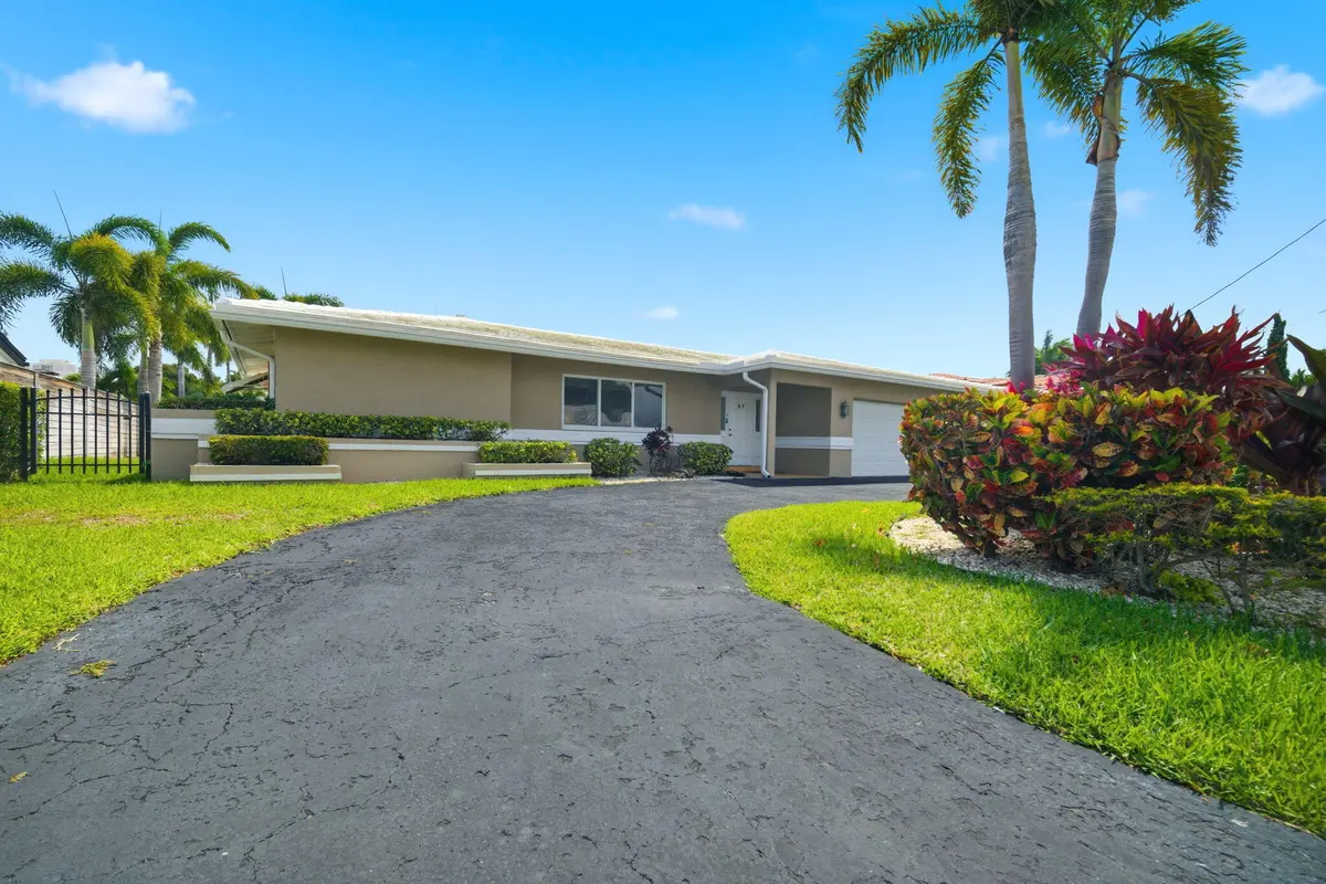 7-web-or-mls-IMG_3773 at 47 Fort Royal Island, Fort Lauderdale