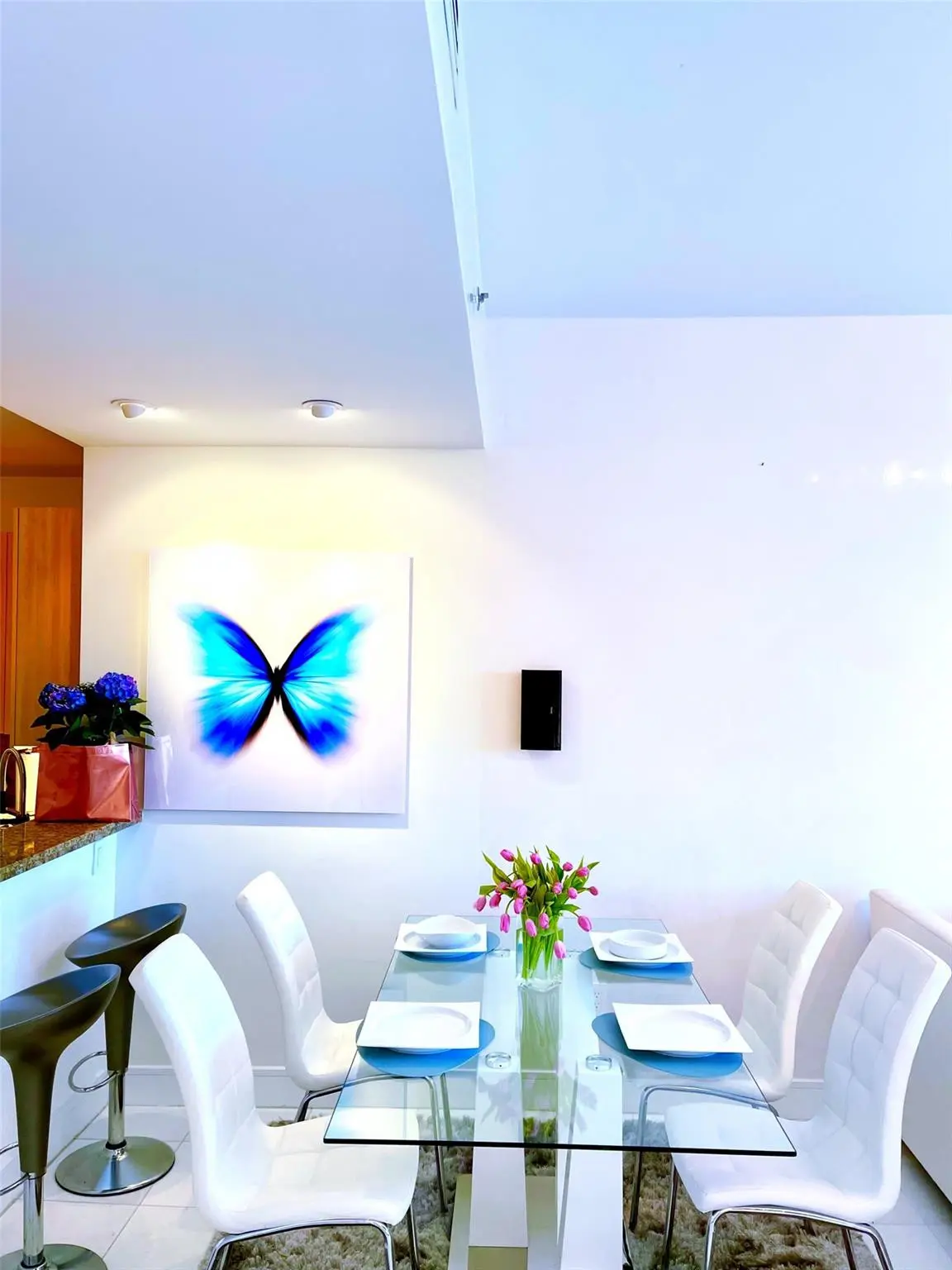 Photo 6 at 100 S Pointe Drive 602, Miami Beach
