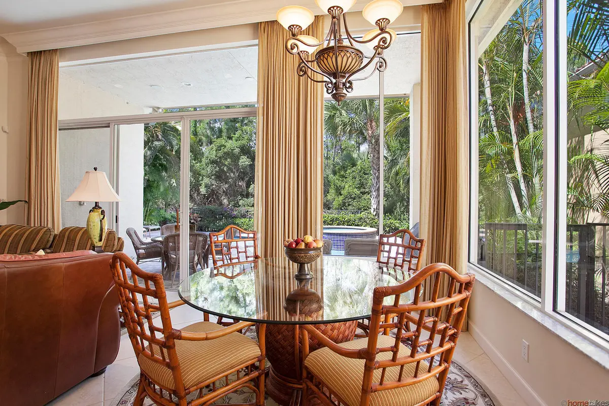 Breakfast Nook at 206 Porto Vecchio Way, Palm Beach Gardens