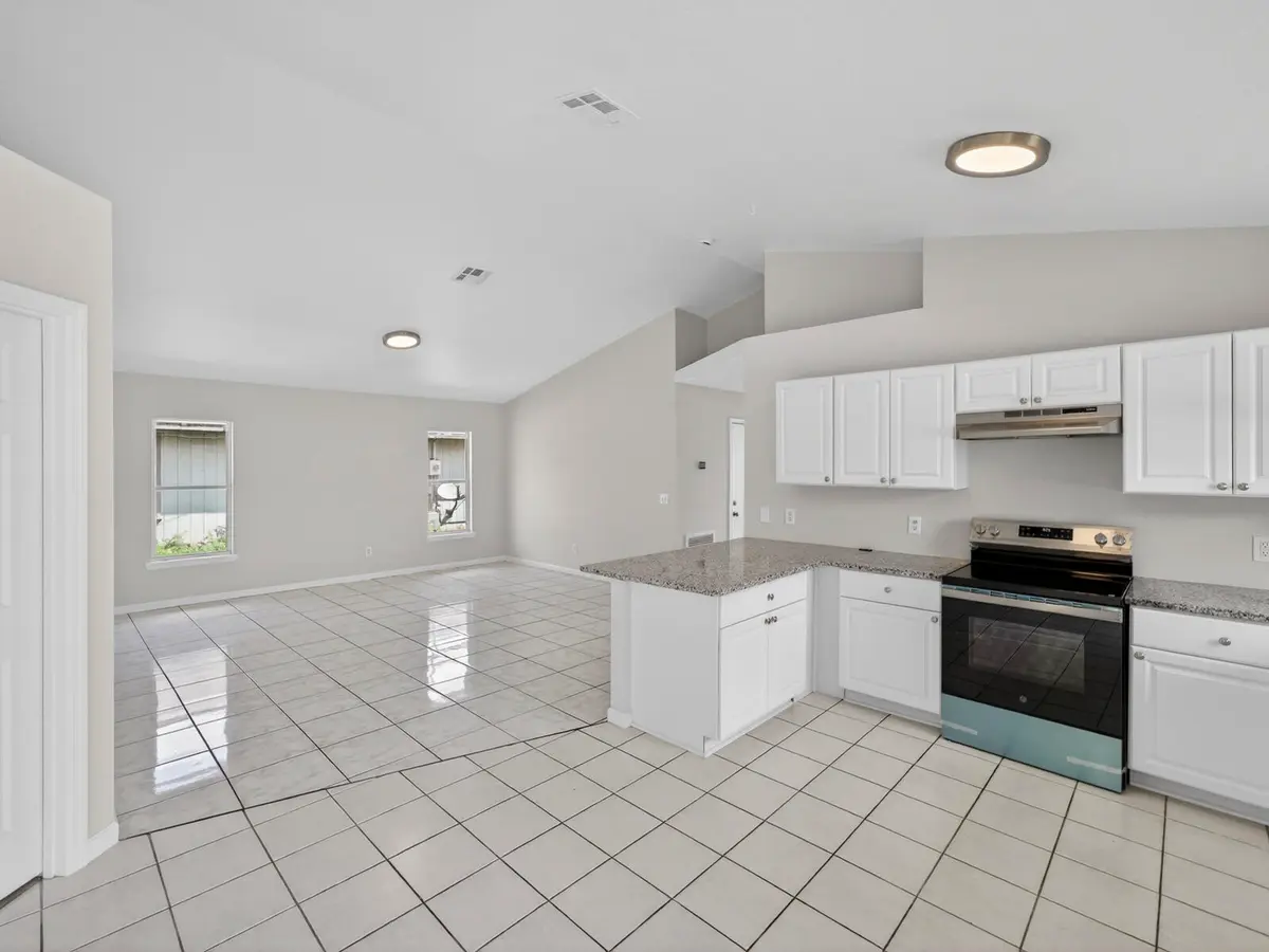 1395 25th Ave SW (8 of 24) at 1395 25th Ave Avenue, Vero Beach