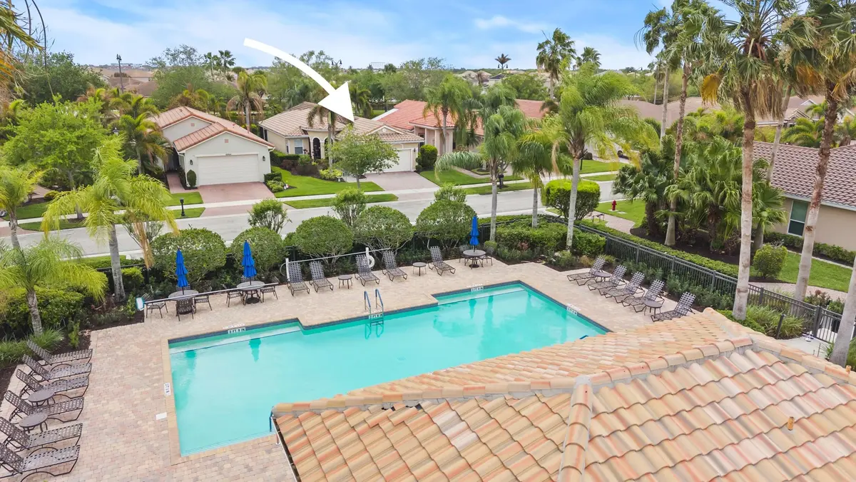 Feels like your private pool at 10068 SW Oak Tree Circle, Port St. Lucie