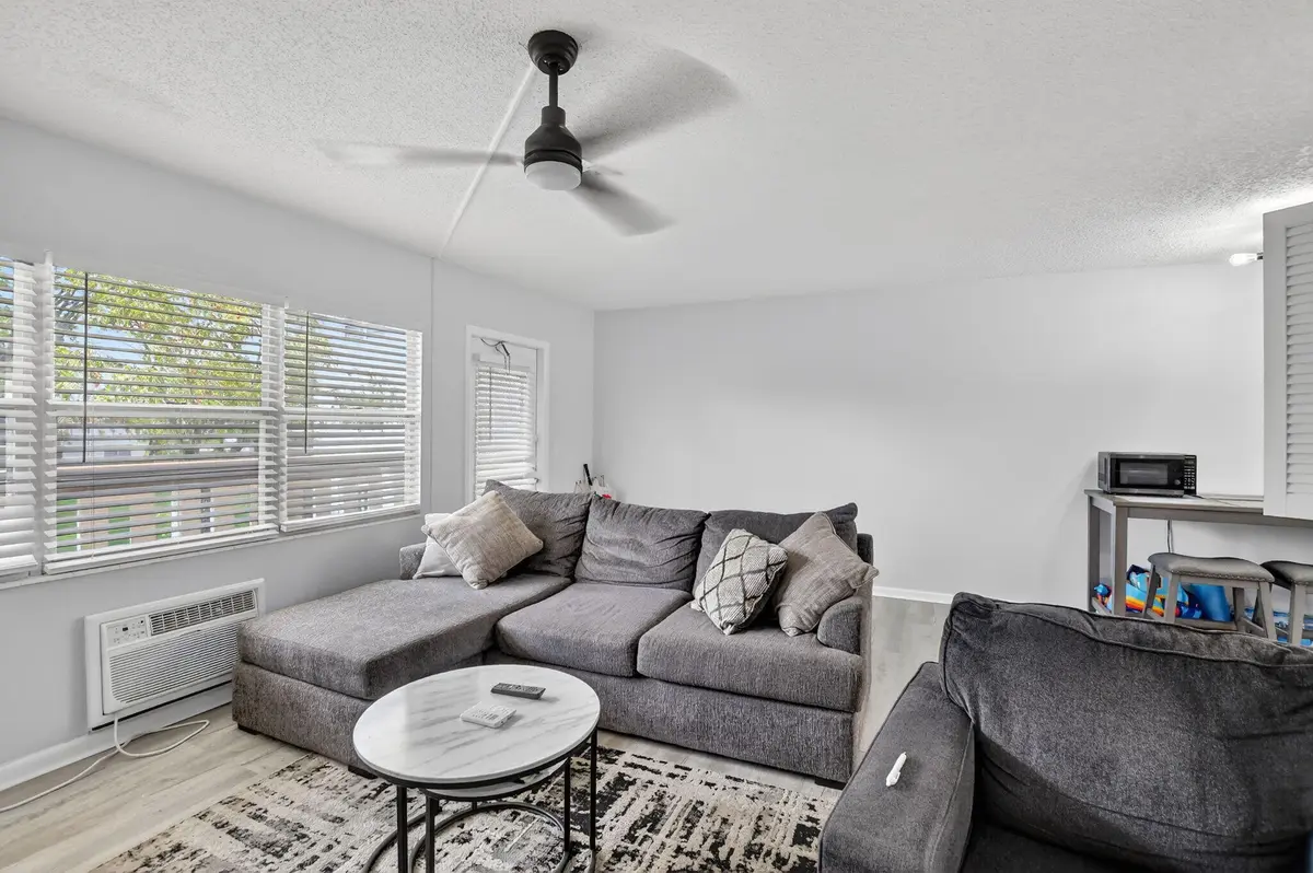 8-web-or-mls-DSC_6913 at 485 Mansfield L, Boca Raton