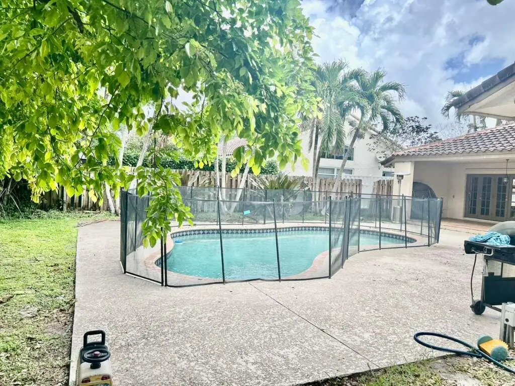 PHOTO-2026-04-03-14-28-11 at 5048 NW 98th Lane, Coral Springs