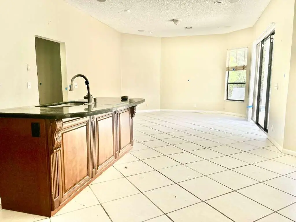 PHOTO-2026-04-03-14-28-12 at 5048 NW 98th Lane, Coral Springs
