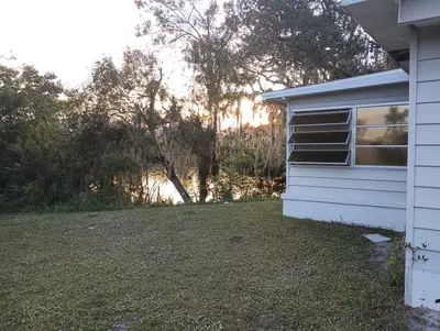 5 Quintana Roo Court, Port St. Lucie – Manufactured Home for rent