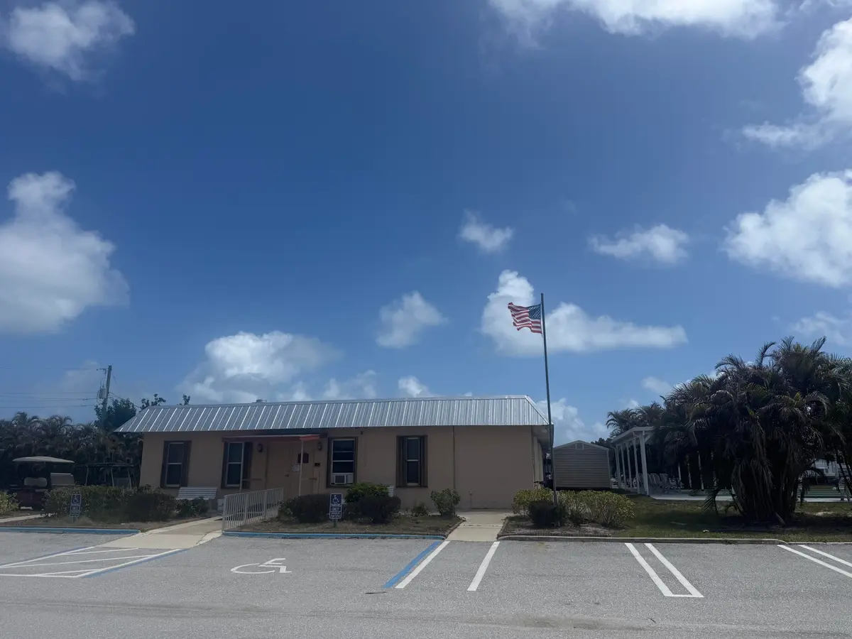 Community Pool at 8479 SE Eagle Avenue, Hobe Sound