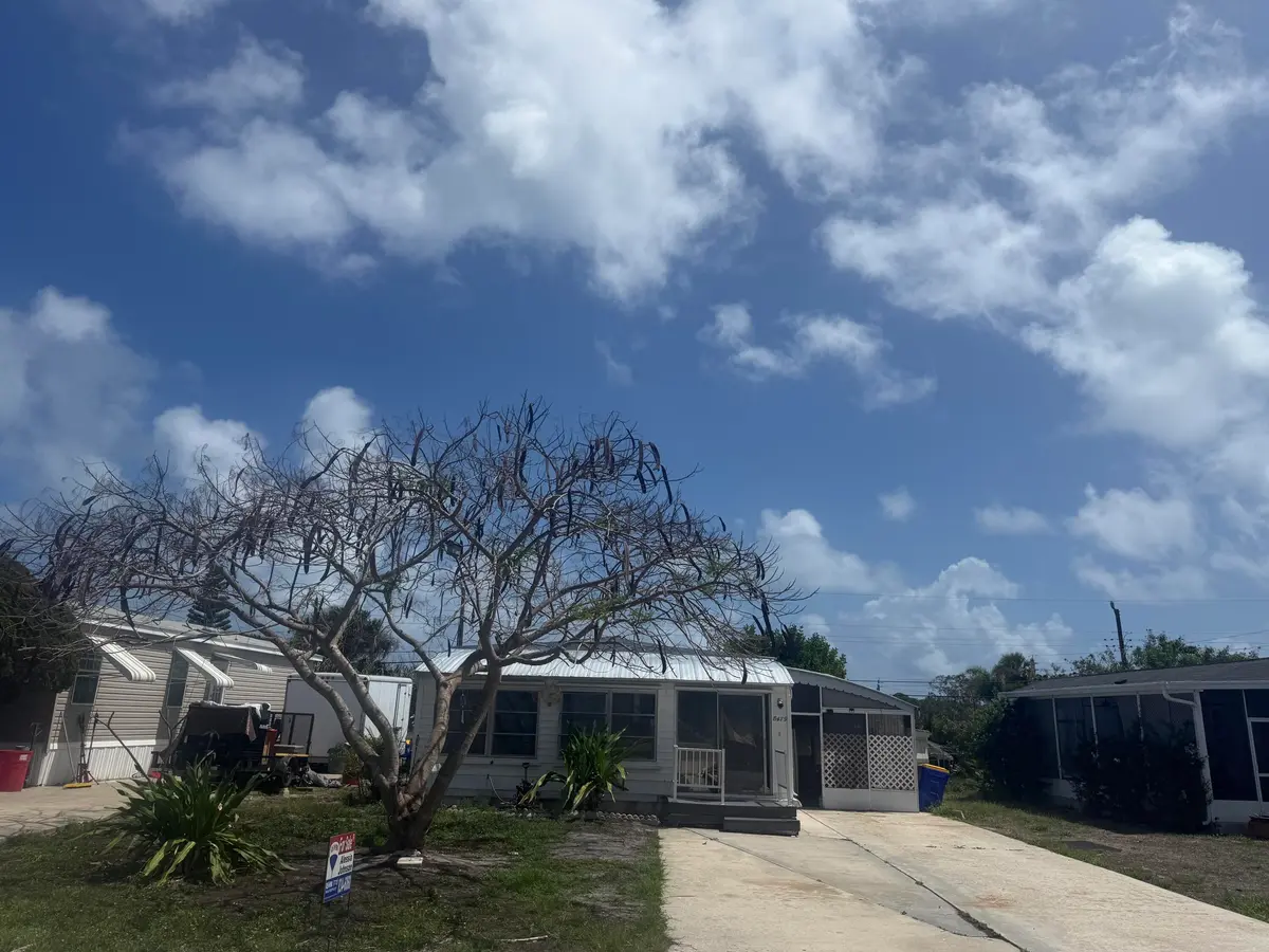 Front 2 at 8479 SE Eagle Avenue, Hobe Sound