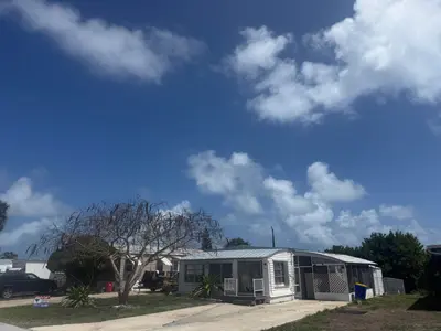 8479 SE Eagle Avenue, Hobe Sound – sold