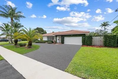 5660 SW 9th Street, Plantation – sold