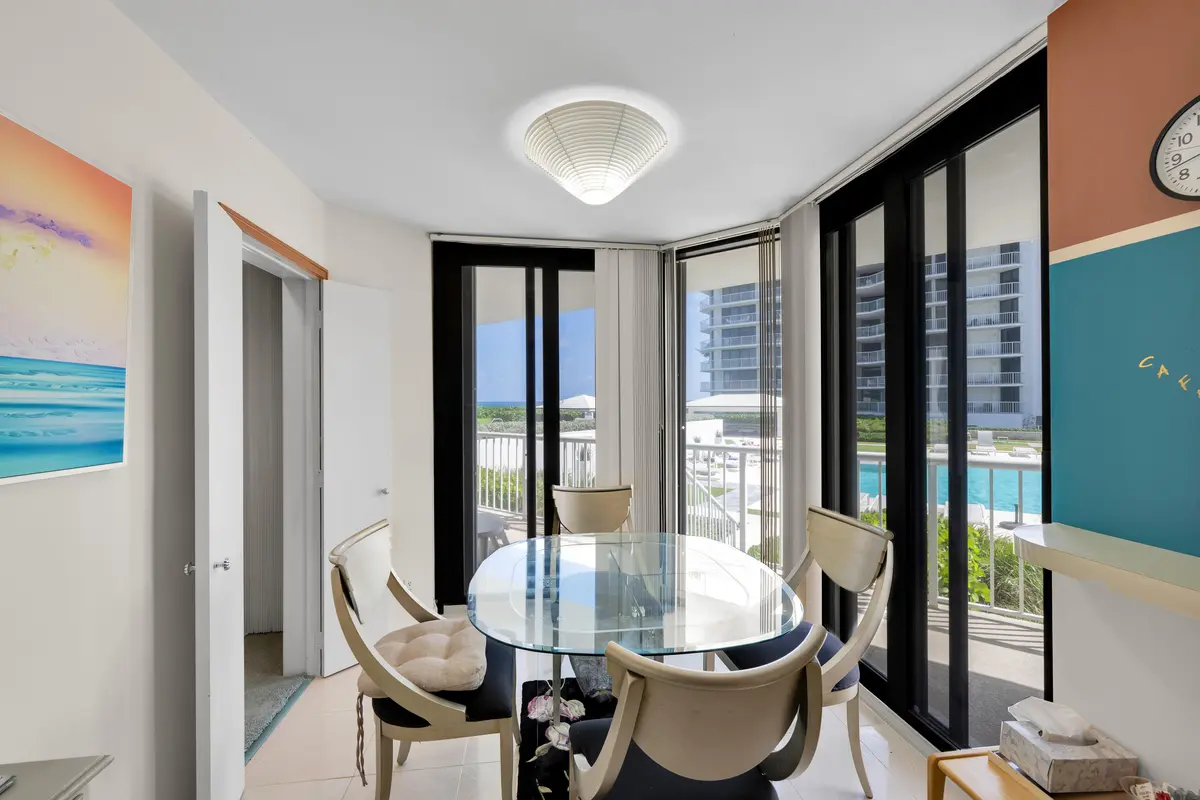 kitchen seating at 3170 S Ocean Boulevard 201n, Palm Beach