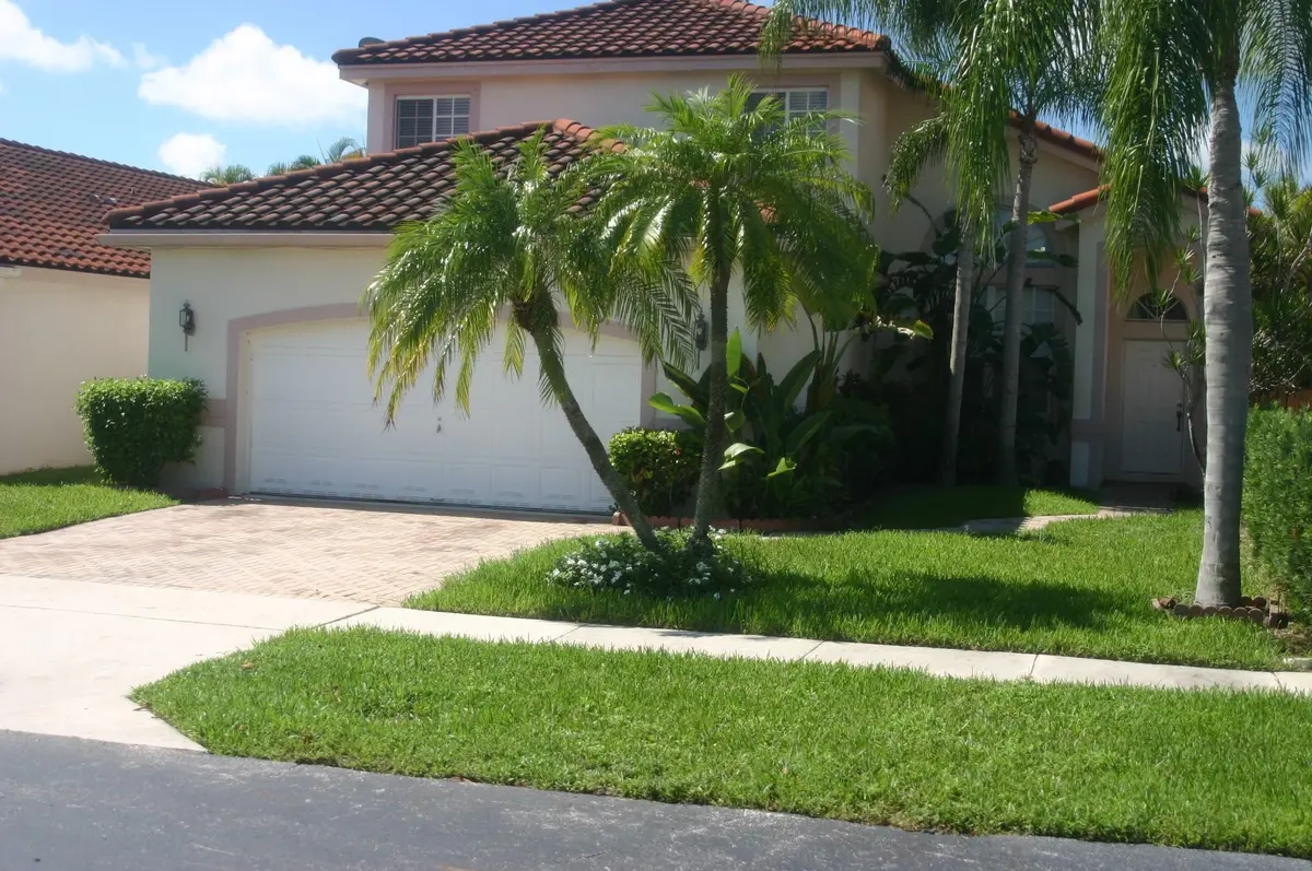 Photo 3 at 7588 Parkside Lane, Margate