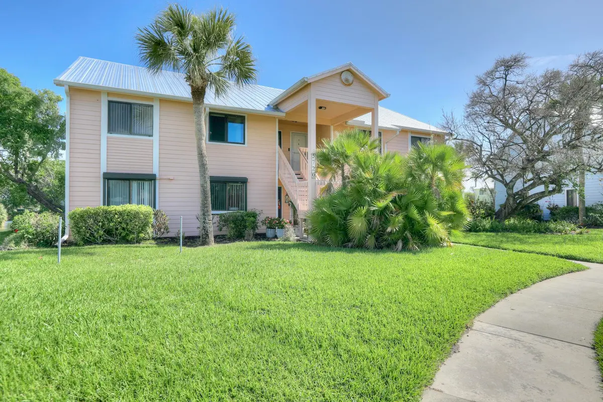 A3 at 5720 Pelican Pointe Drive 3, Sebastian