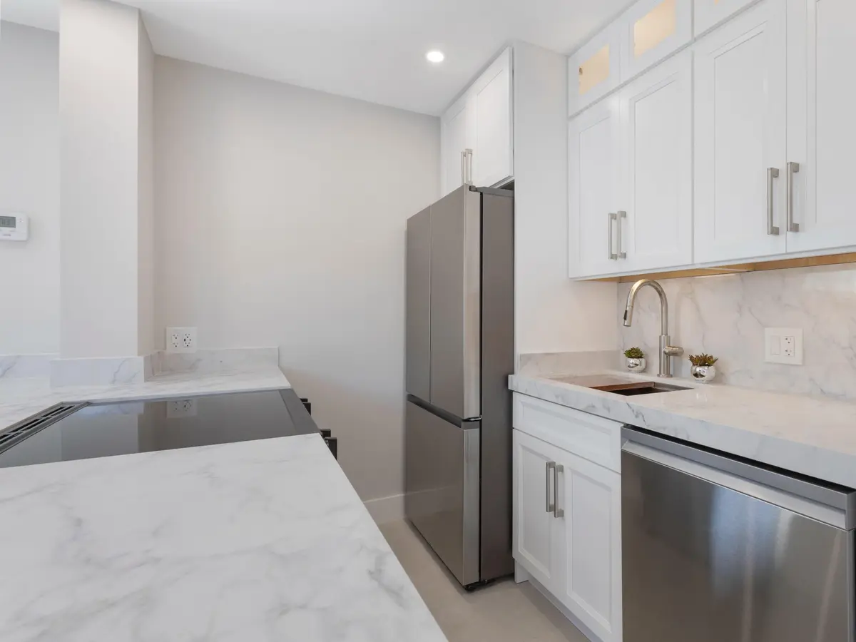 Kitchen at 7 Crossings Circle H, Boynton Beach